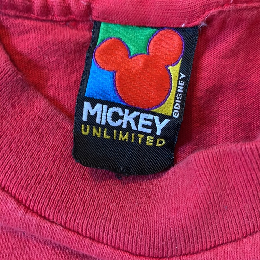 Vintage Mickey Unlimited Donald Duck Embroidered Red Pocket T Shirt Medium - Picture 4 of 7